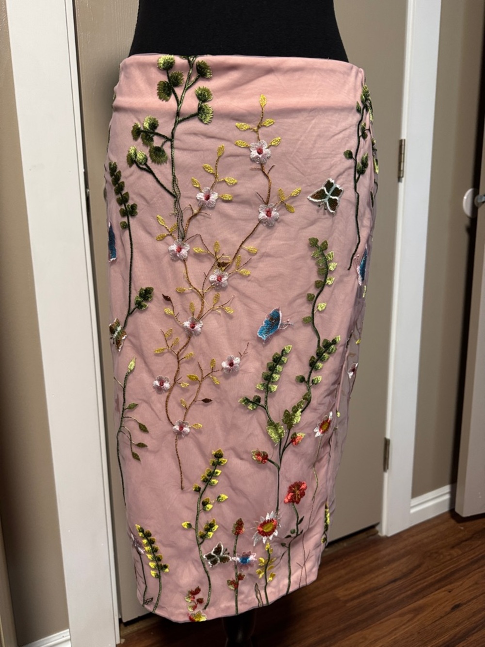 ECI Pink Embroidered Floral & Butterfly Pencil Skirt with Multicolor Stitching